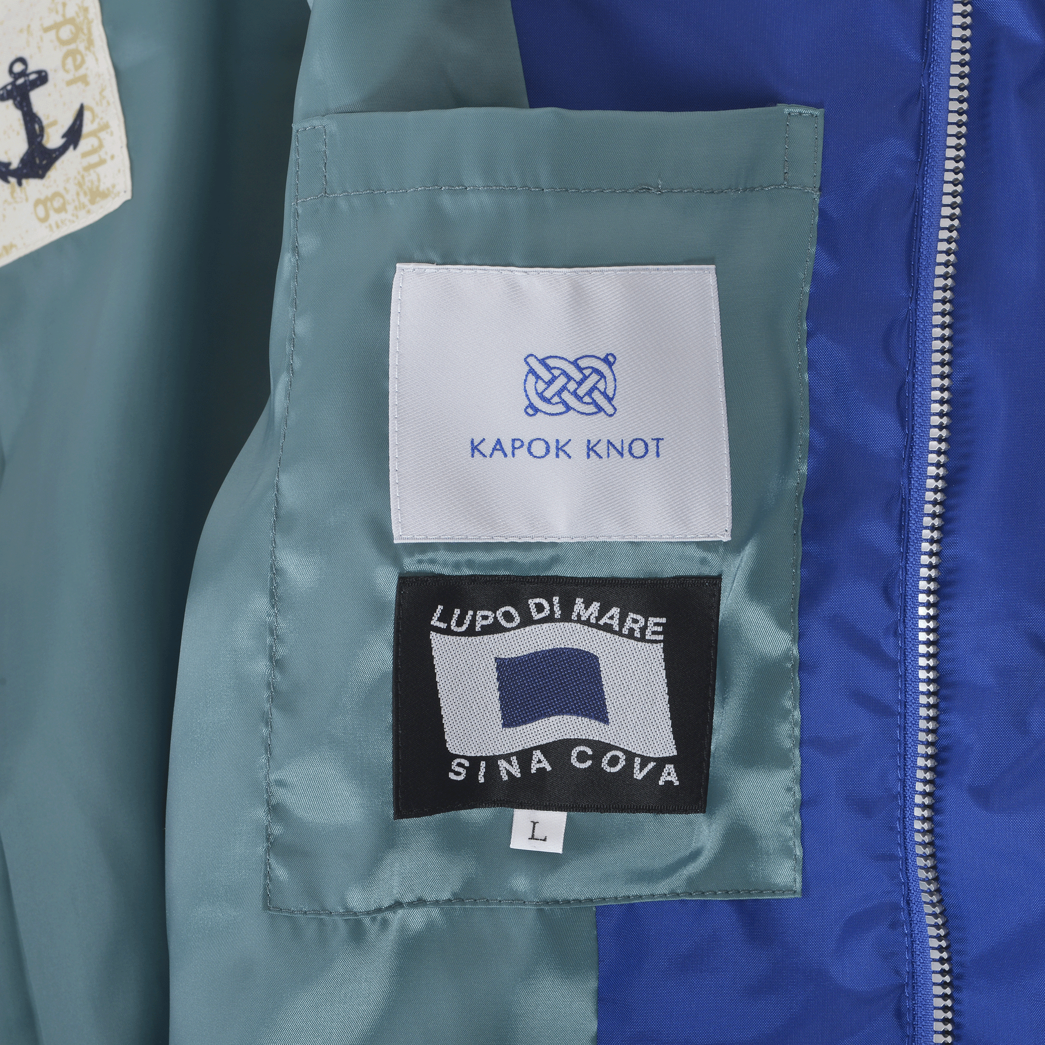 フード付きライトジャケット 24213040