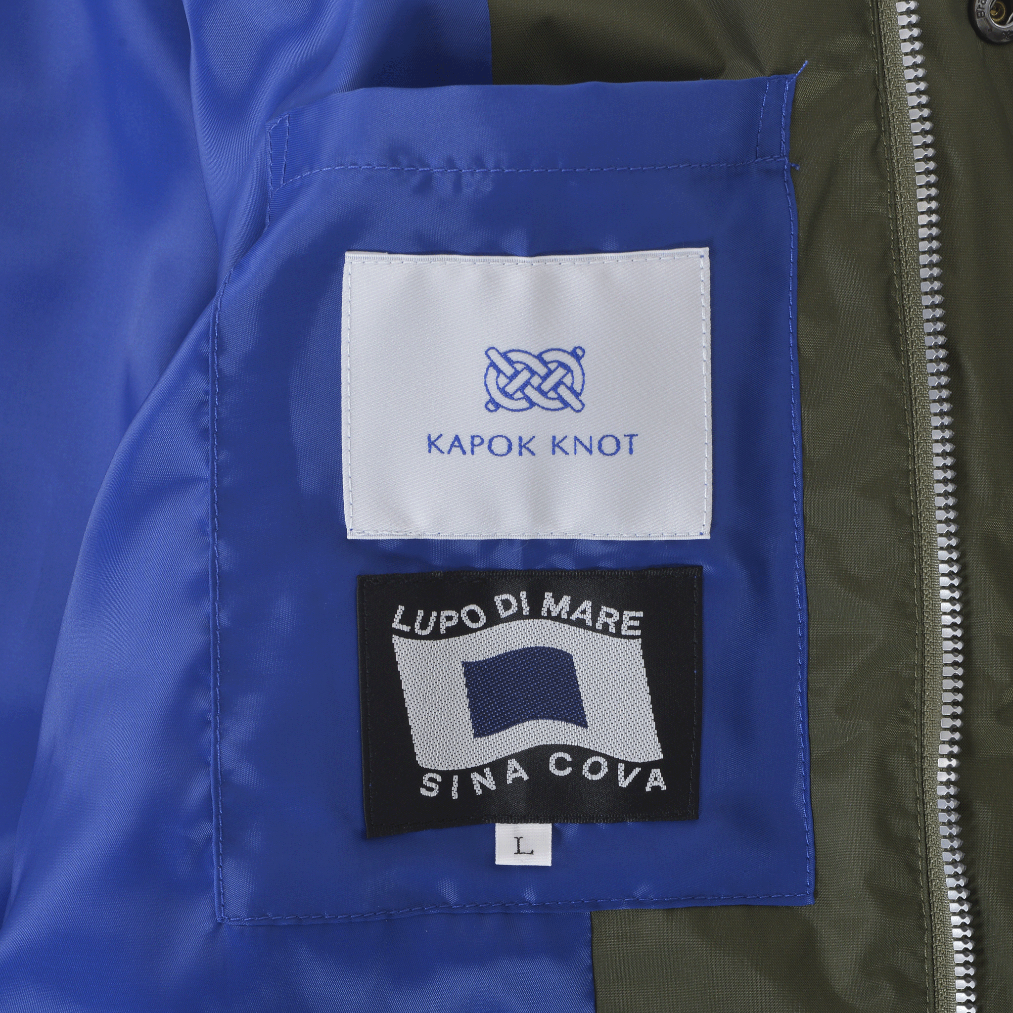 フード付きライトジャケット 24213040