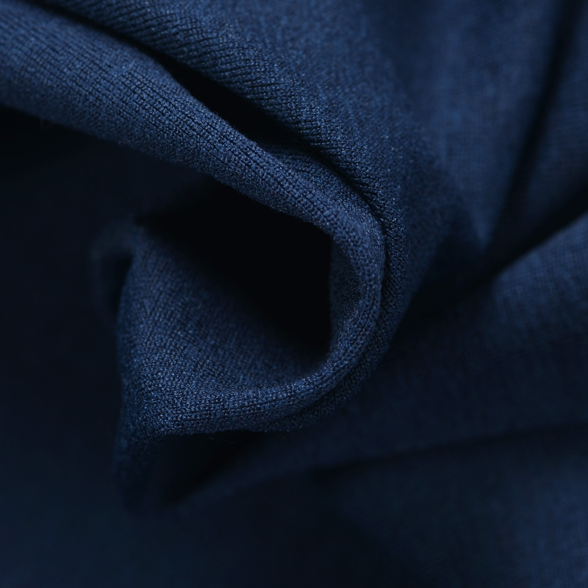 長袖モックネックTシャツ 26150010