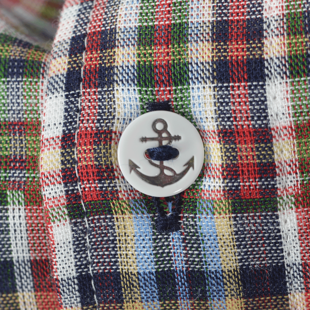 Long-Sleeve Button-Down Shirt 26224020