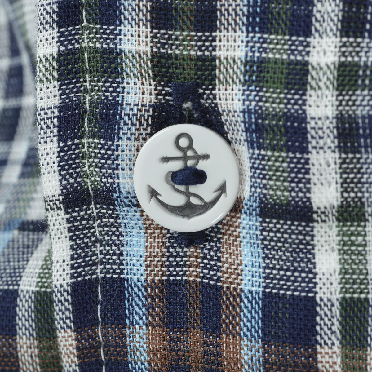 Long-Sleeve Button-Down Shirt 26224020