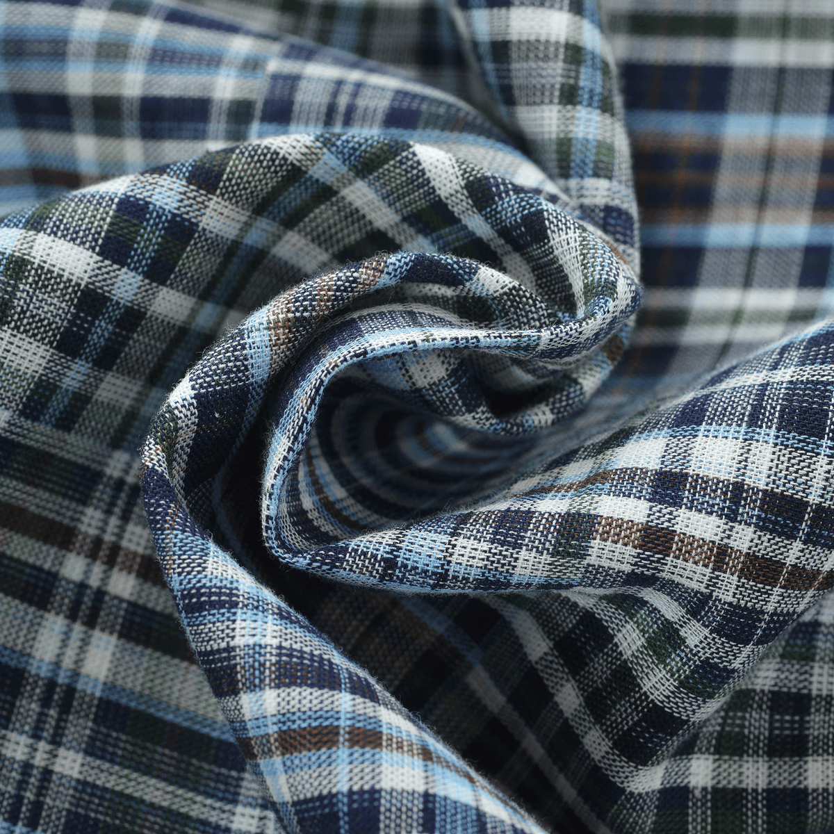 Long-Sleeve Button-Down Shirt 26224020
