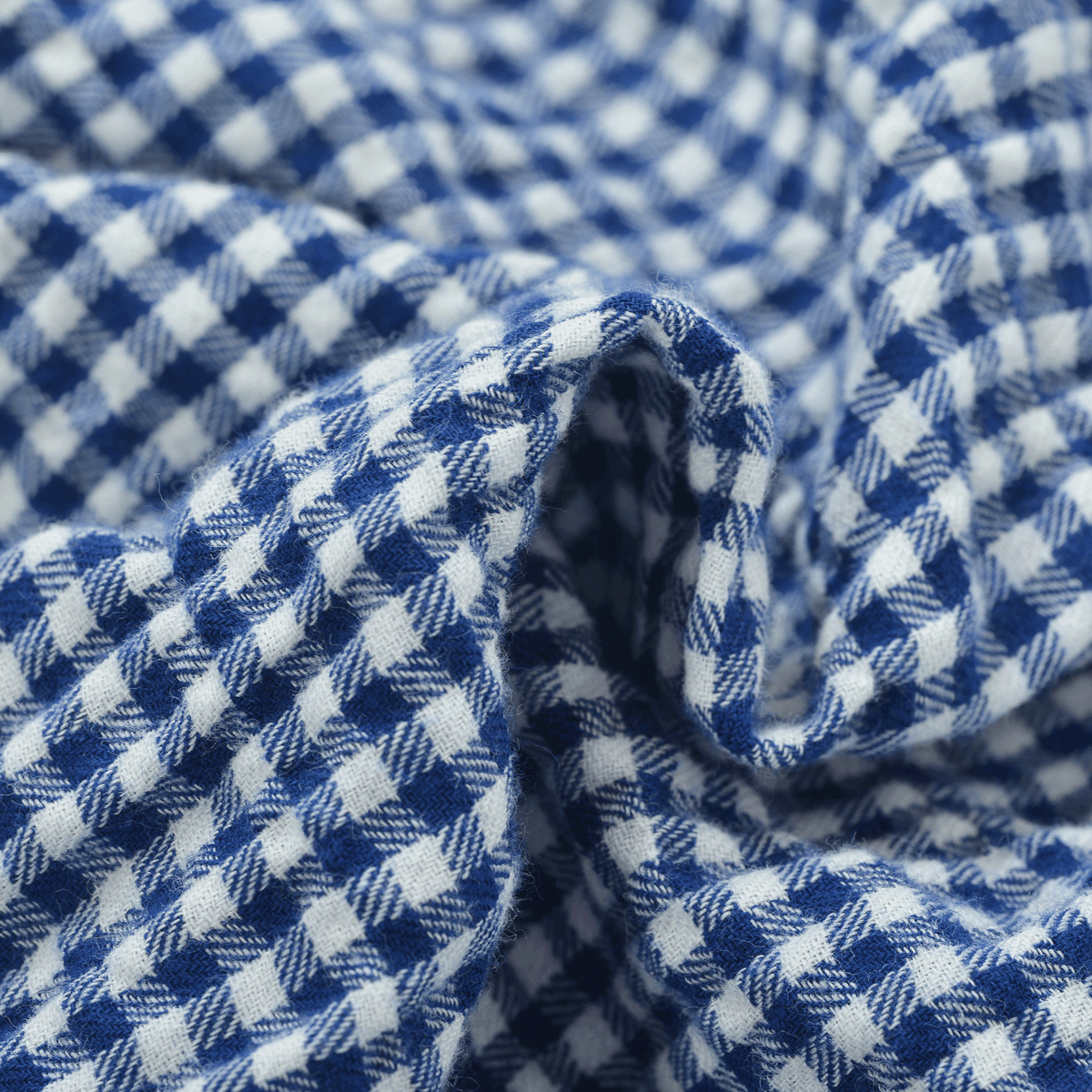 Long-sleeved button-down shirt 26224010