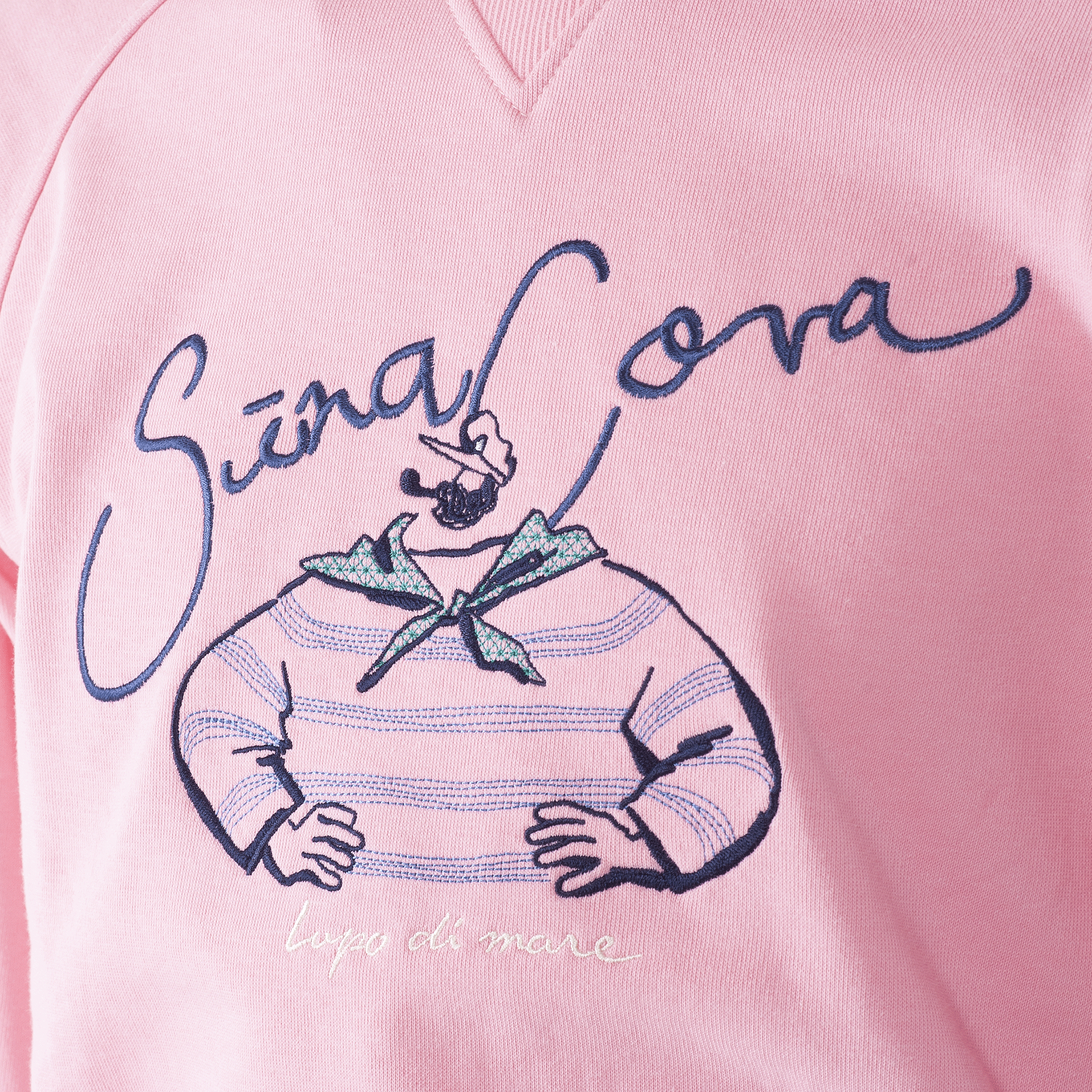 【公式】シナコバ (SINA COVA) クルーネック トレーナー スウェット プルオーバー 23120010 ピンクの刺繡部分