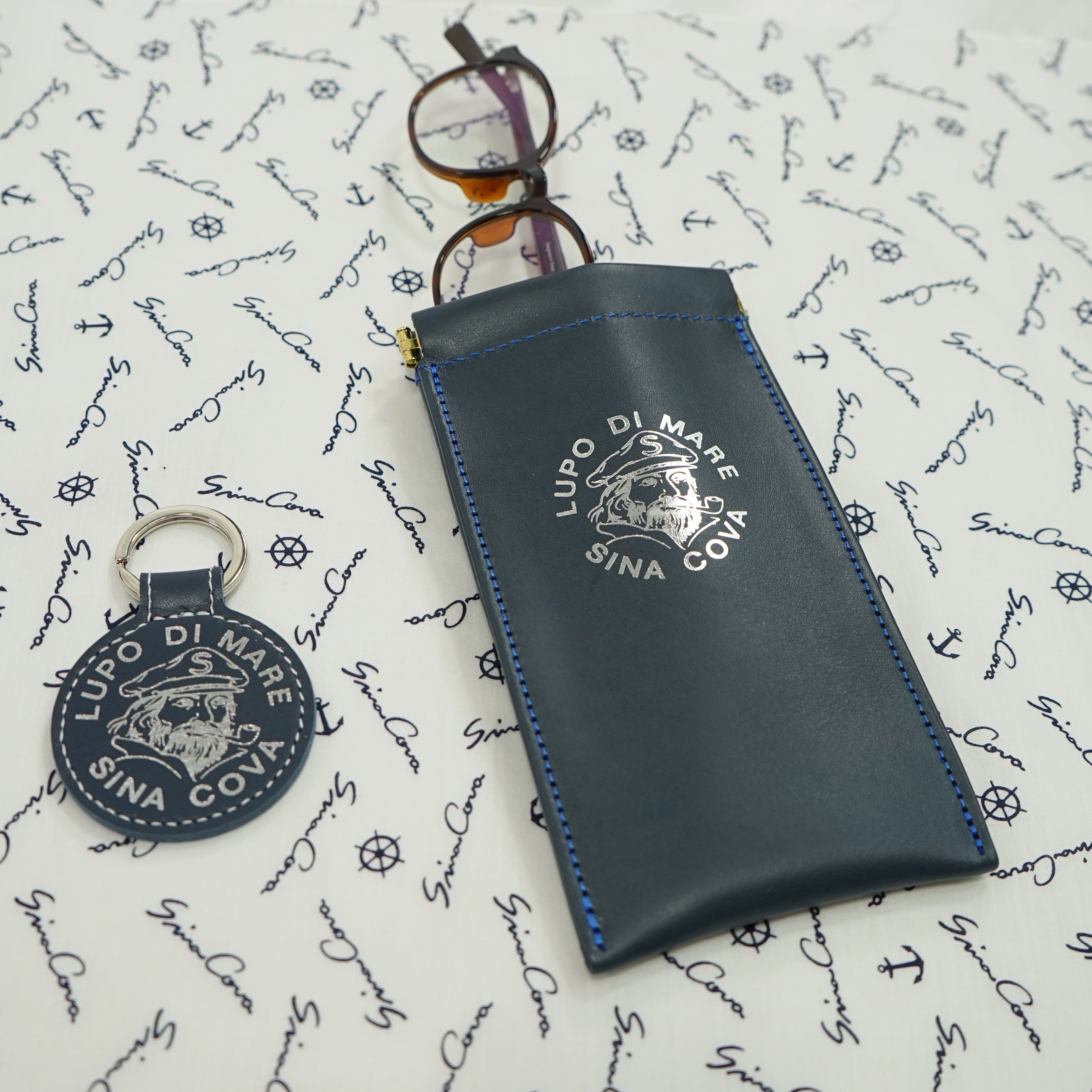 アイグラスレザーケース 25276810